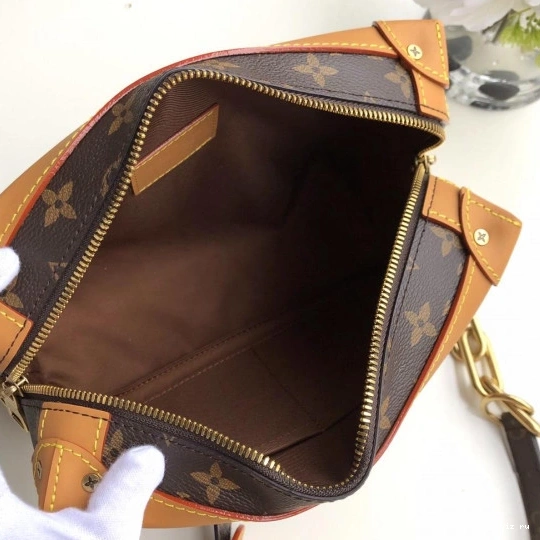 WIS BOX VUITTON LOUIS 0313